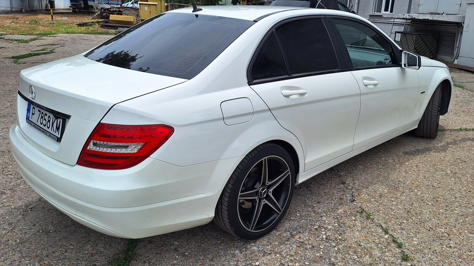 Mercedes-Benz C 200  - изображение 3