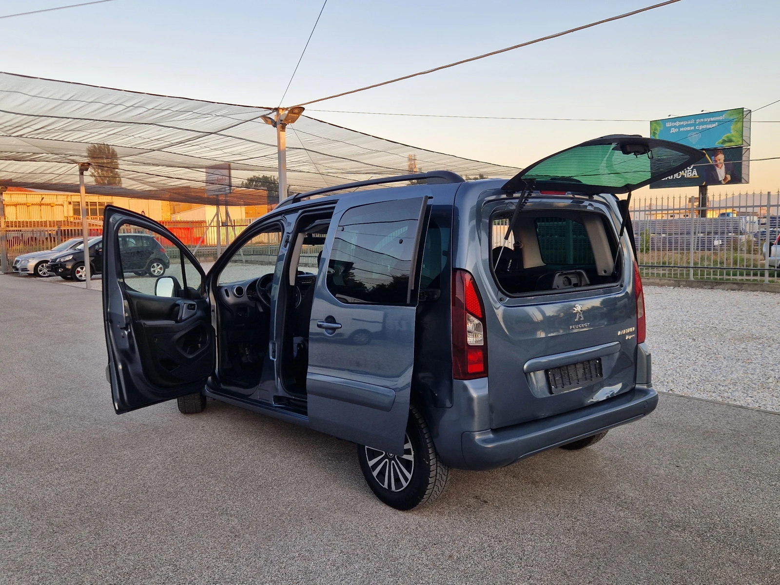 Peugeot Partner Tepee LED* Facelift* 1.6HDI - изображение 5