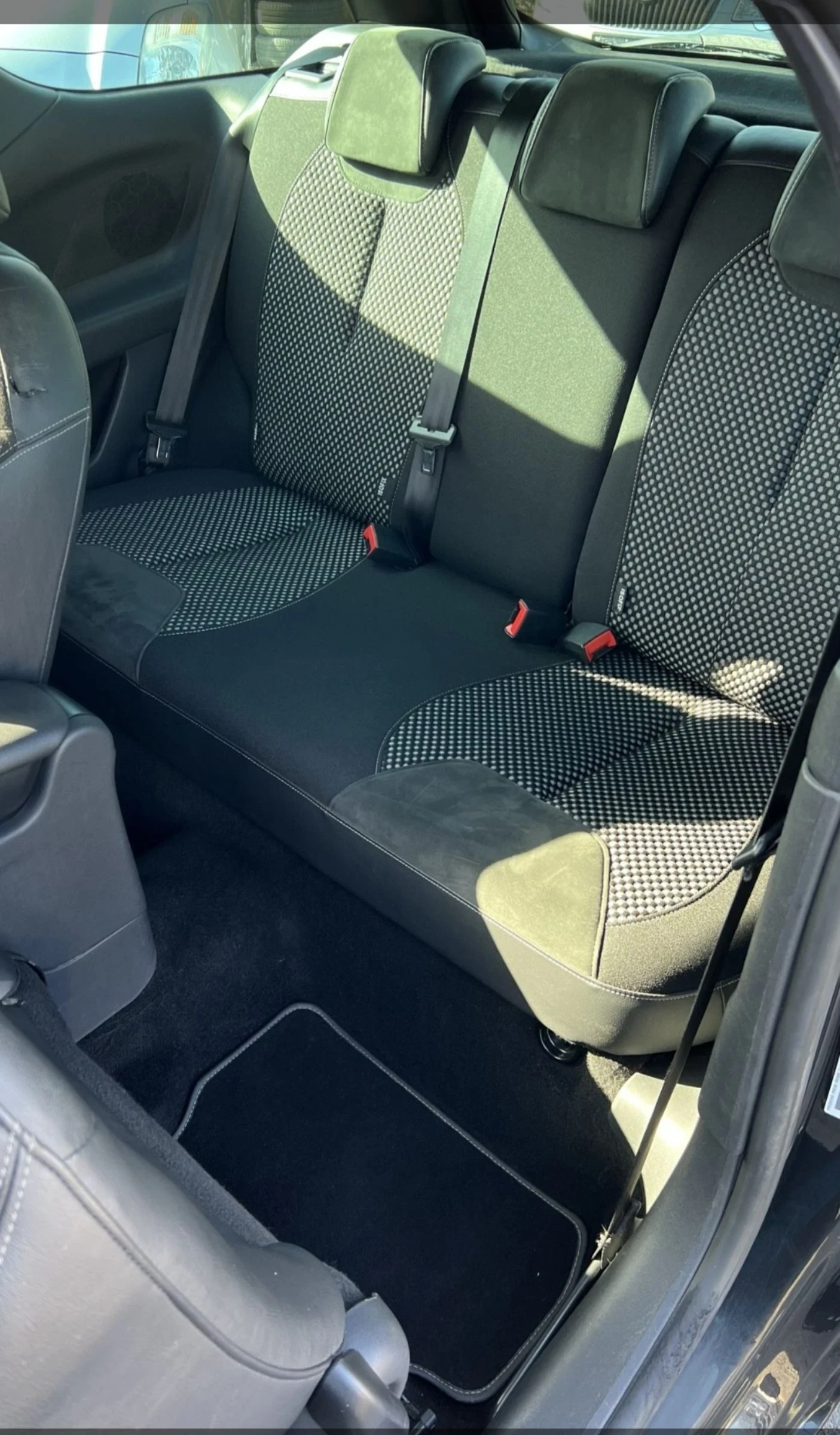 Citroen DS3 1.6i - изображение 9