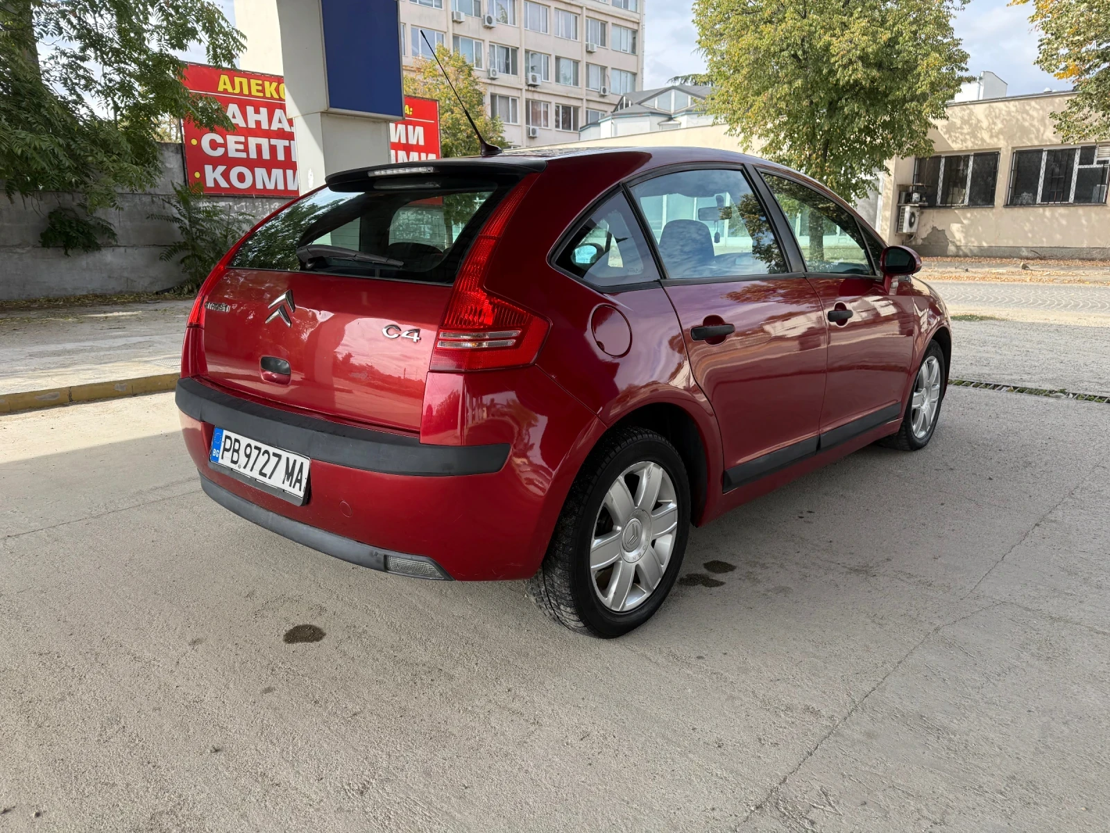 Citroen C4 1, 4 i / LPG / КЛИМАТИК - изображение 3