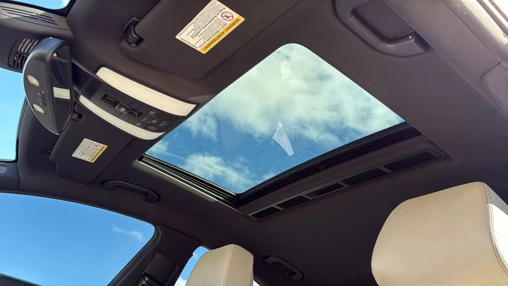 Mercedes-Benz CLS 550 4Matic* ����������* (���� �� ��) | Mobile.bg � ����������� 12