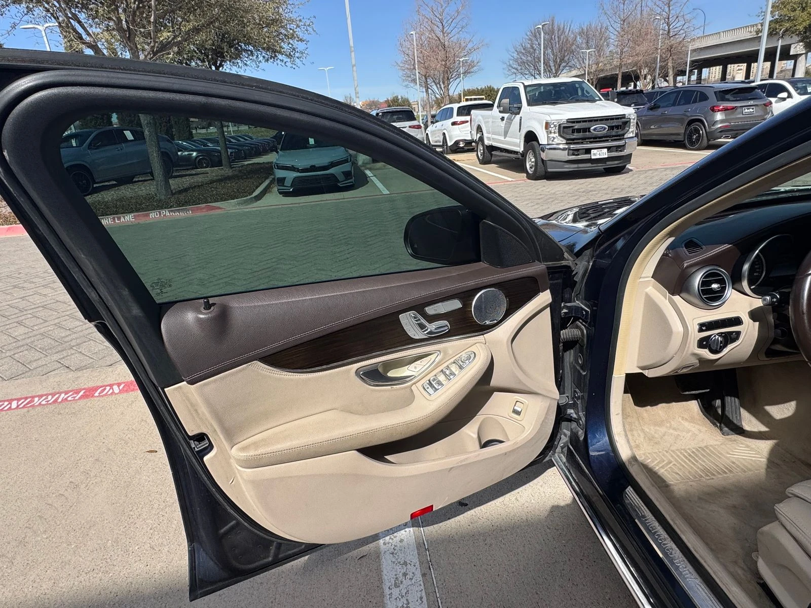 Mercedes-Benz C 300 CARFAX* AMG PACK* BURMESTER* ���� | Mobile.bg � ����������� 10