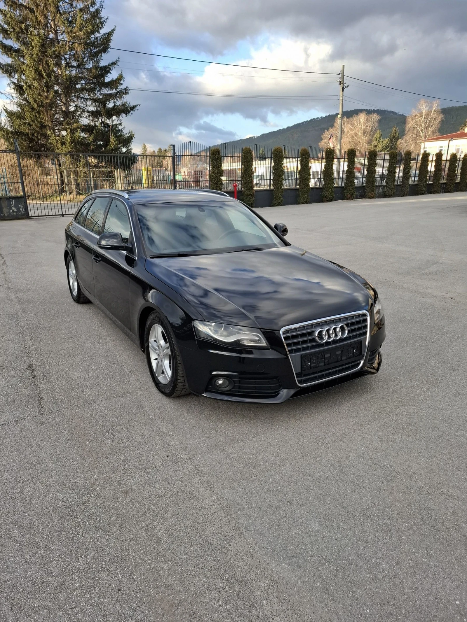 Audi A4 2.0TDI 143к.с S-Line EURO5 - изображение 2