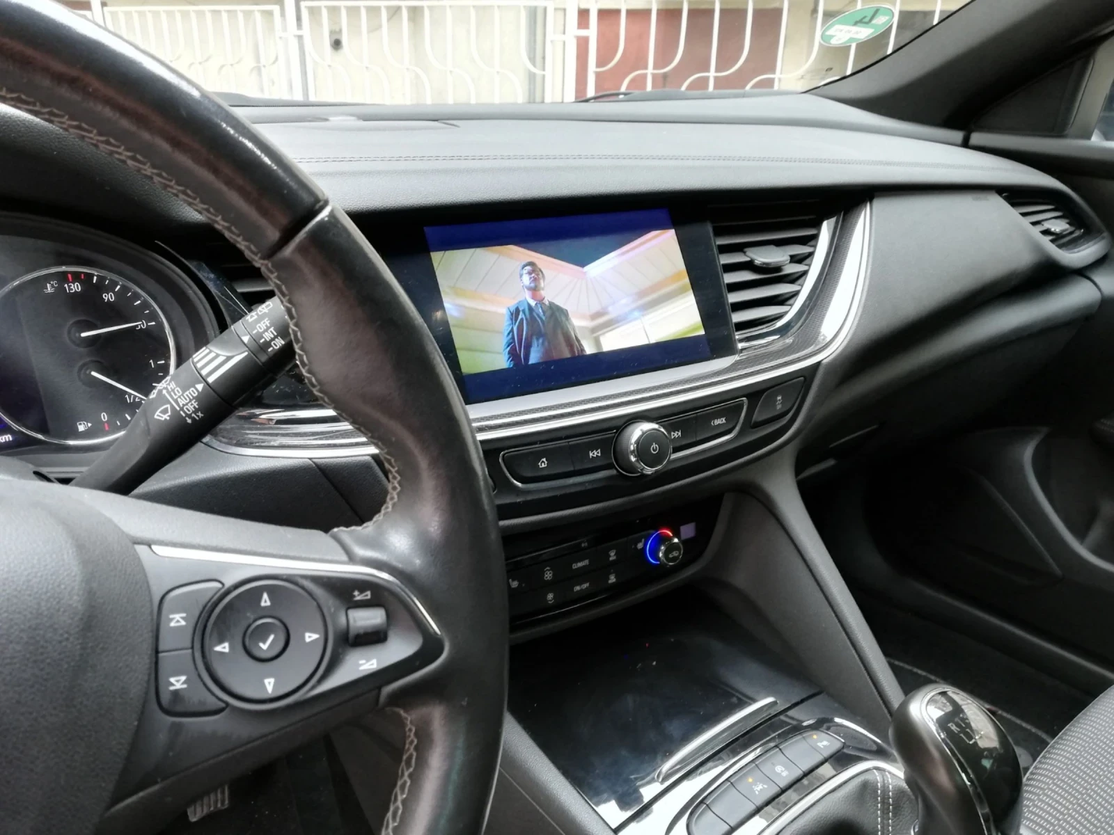 Opel Insignia, снимка 10 - Автомобили и джипове - 53728741