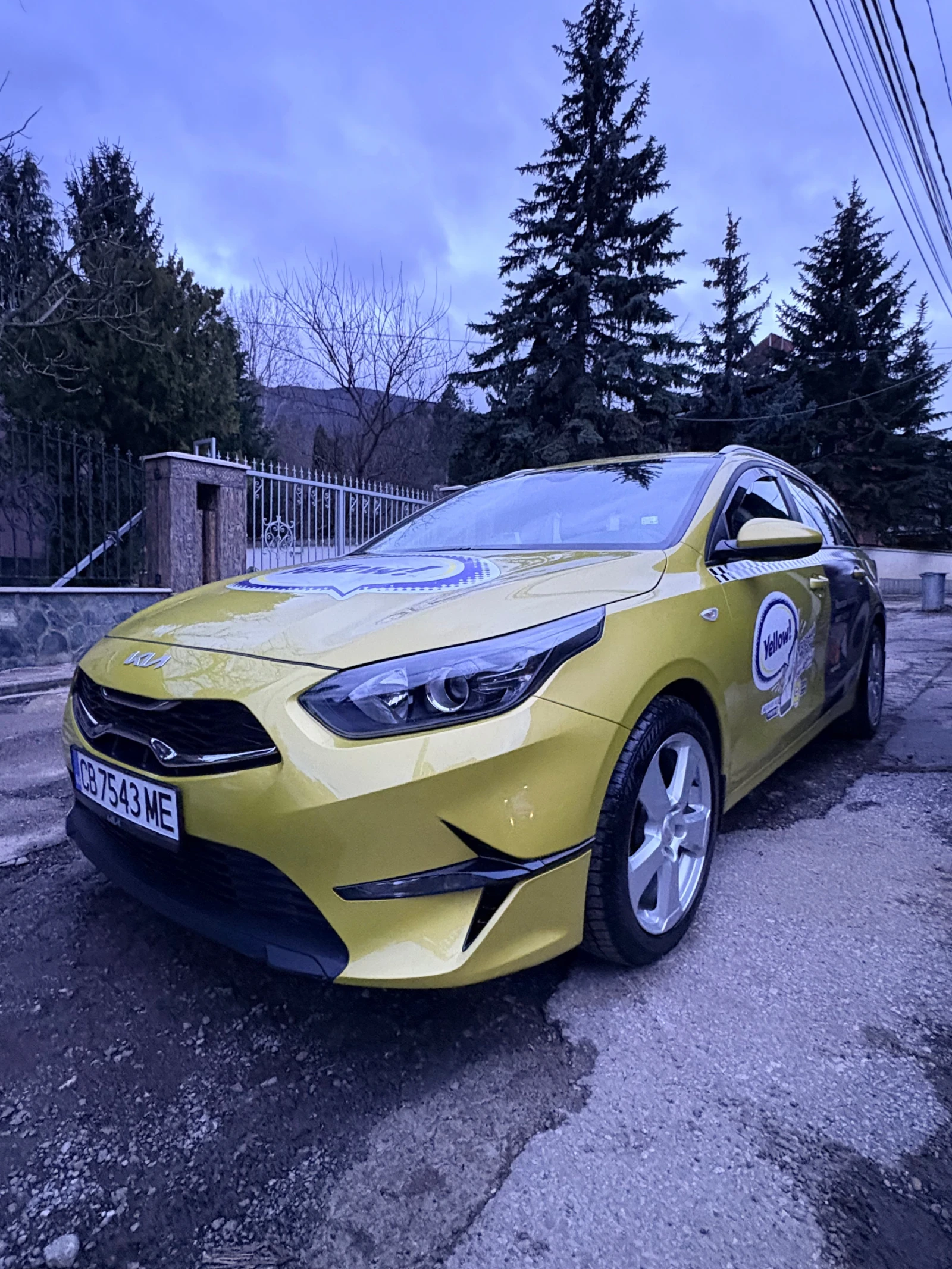 Kia Ceed 1.5T, снимка 2 - Автомобили и джипове - 53957198