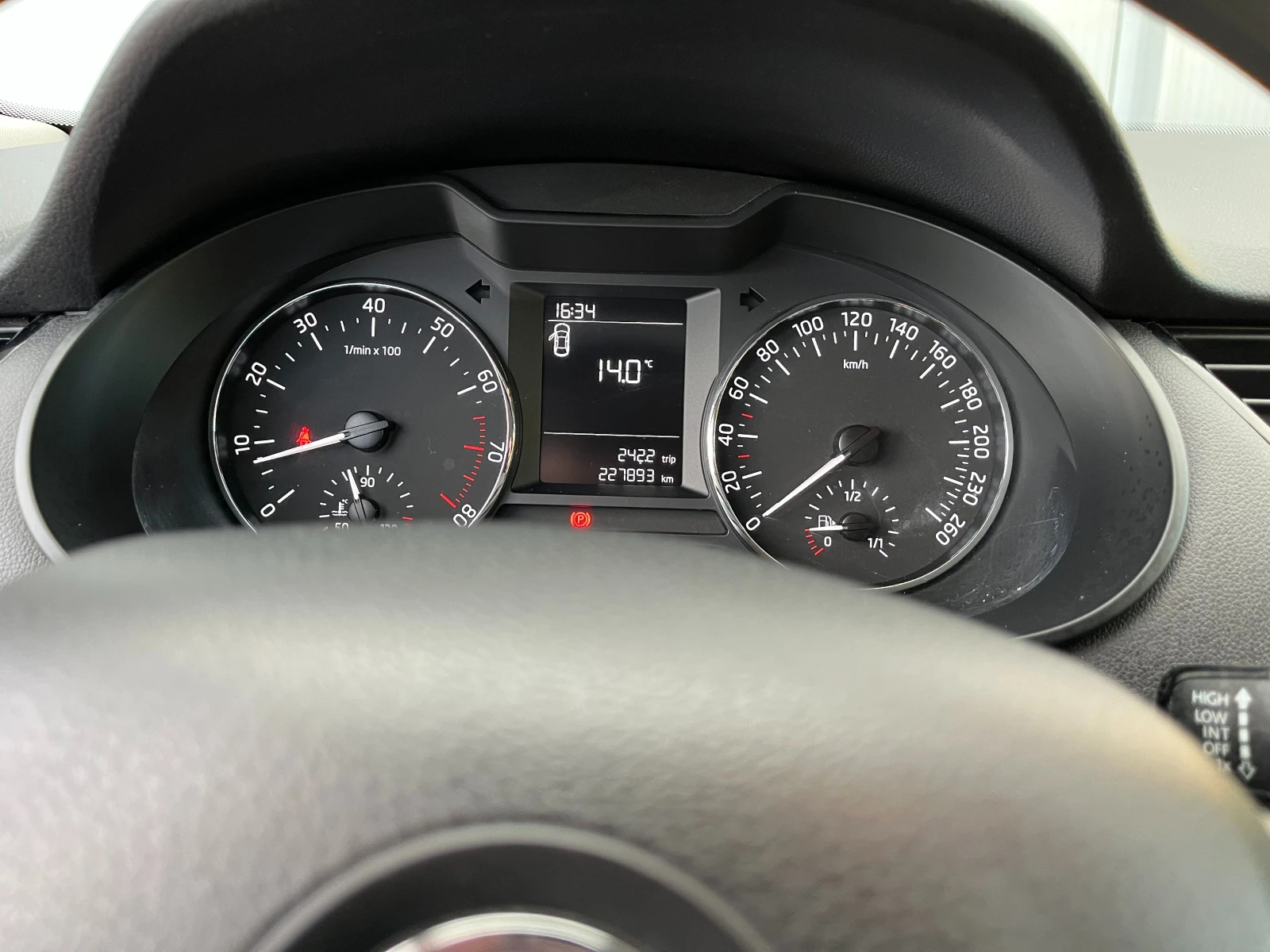 Skoda Octavia 1.4 TSI 140 к.с. Бензин ТUV-Германия, снимка 8 - Автомобили и джипове - 54212986