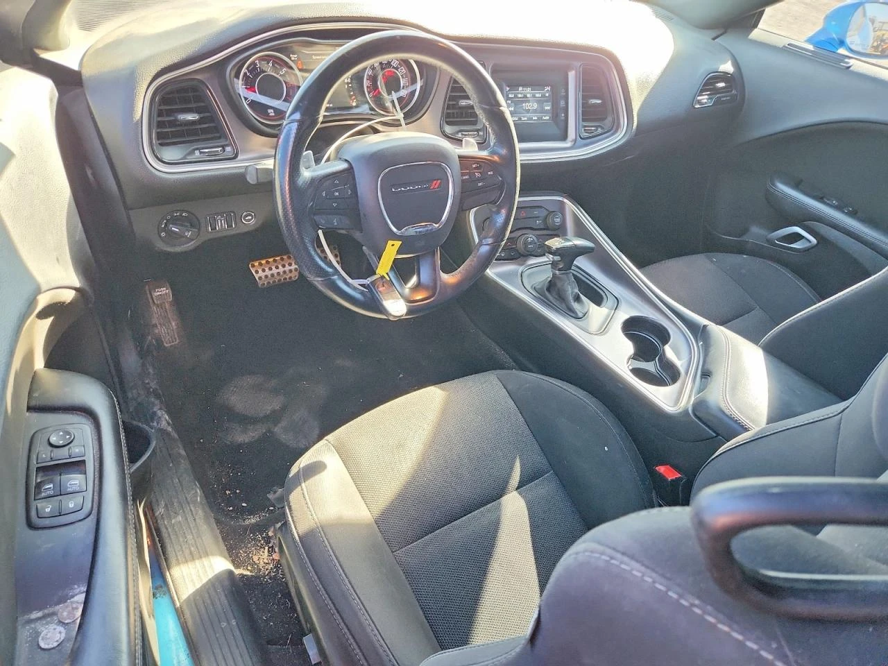 Dodge Challenger 5.7l Sxt, снимка 8 - Автомобили и джипове - 54250951