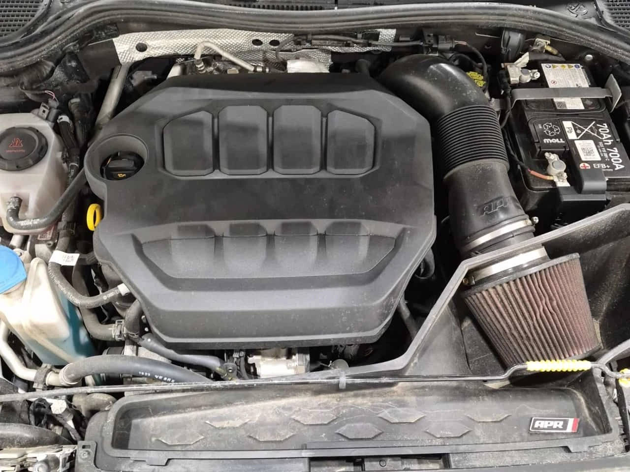 VW Golf R DSG / Harman Kardon / HUD / ОБДУХВАНЕ, снимка 16 - Автомобили и джипове - 54280034