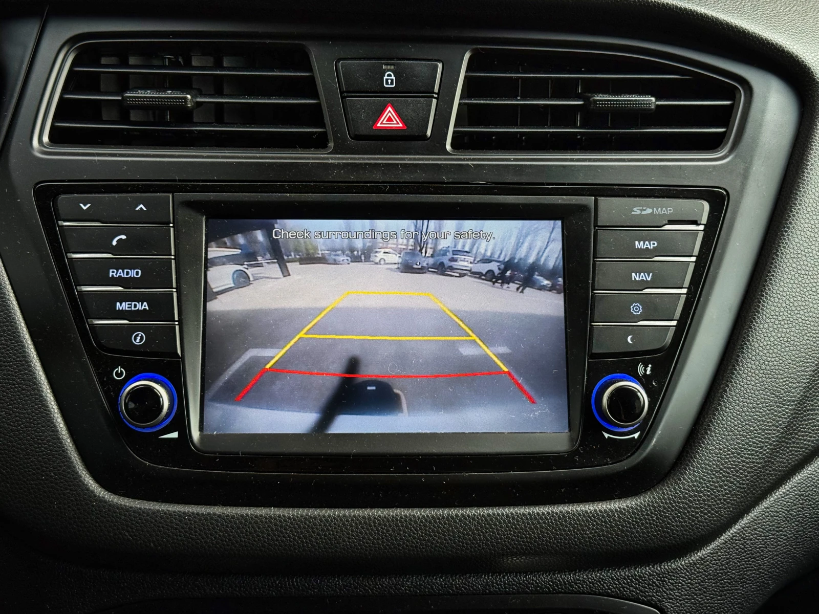 Hyundai I20 1.0 | Mobile.bg � ����������� 11