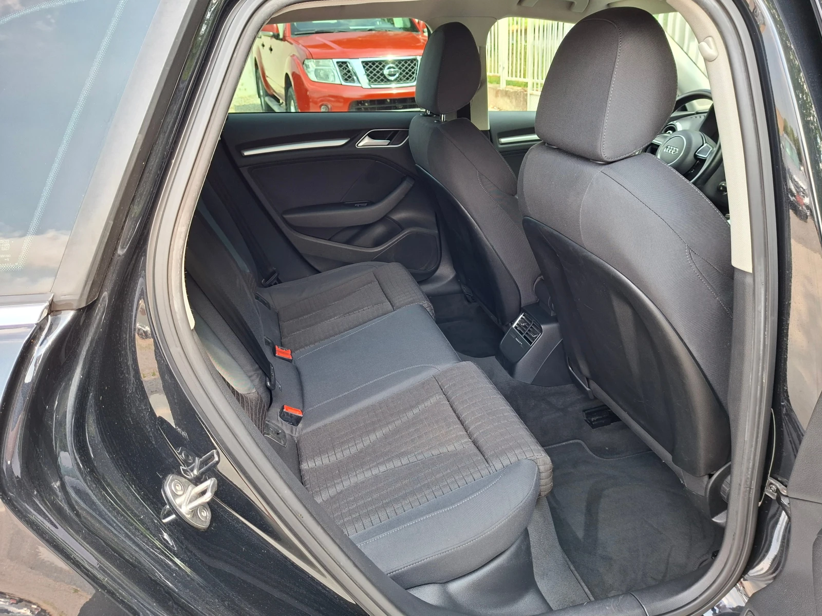 Audi A3 AVTOMAT, снимка 13 - Автомобили и джипове - 54774930