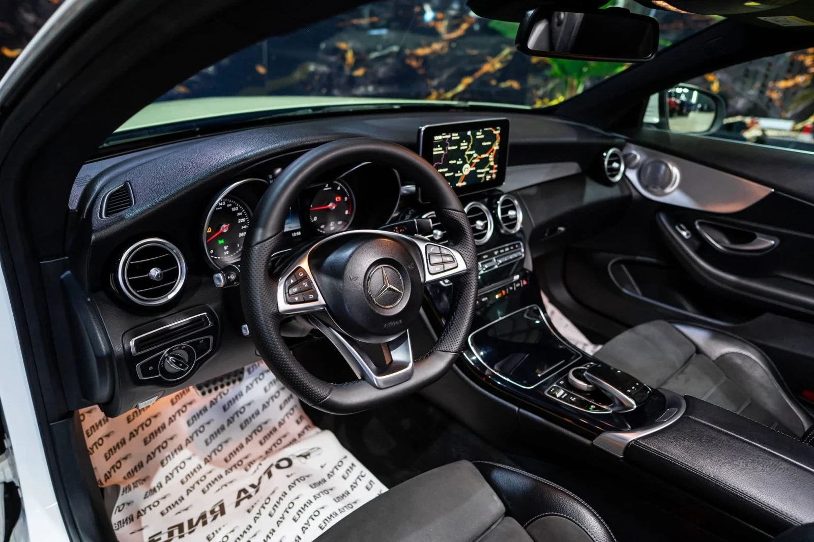 Mercedes-Benz C 250 D COUPE AMG LINE LED NAVI ПАНО BURM ЛИЗИНГ 100%, снимка 10 - Автомобили и джипове - 54892197