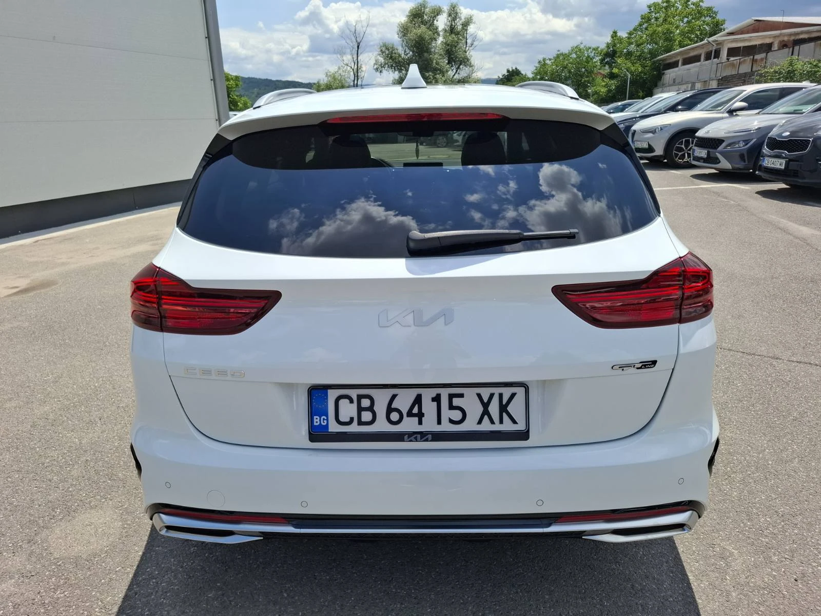 Kia Ceed 1.6 T-gdi GTLine Гаранция, снимка 5 - Автомобили и джипове - 55175810