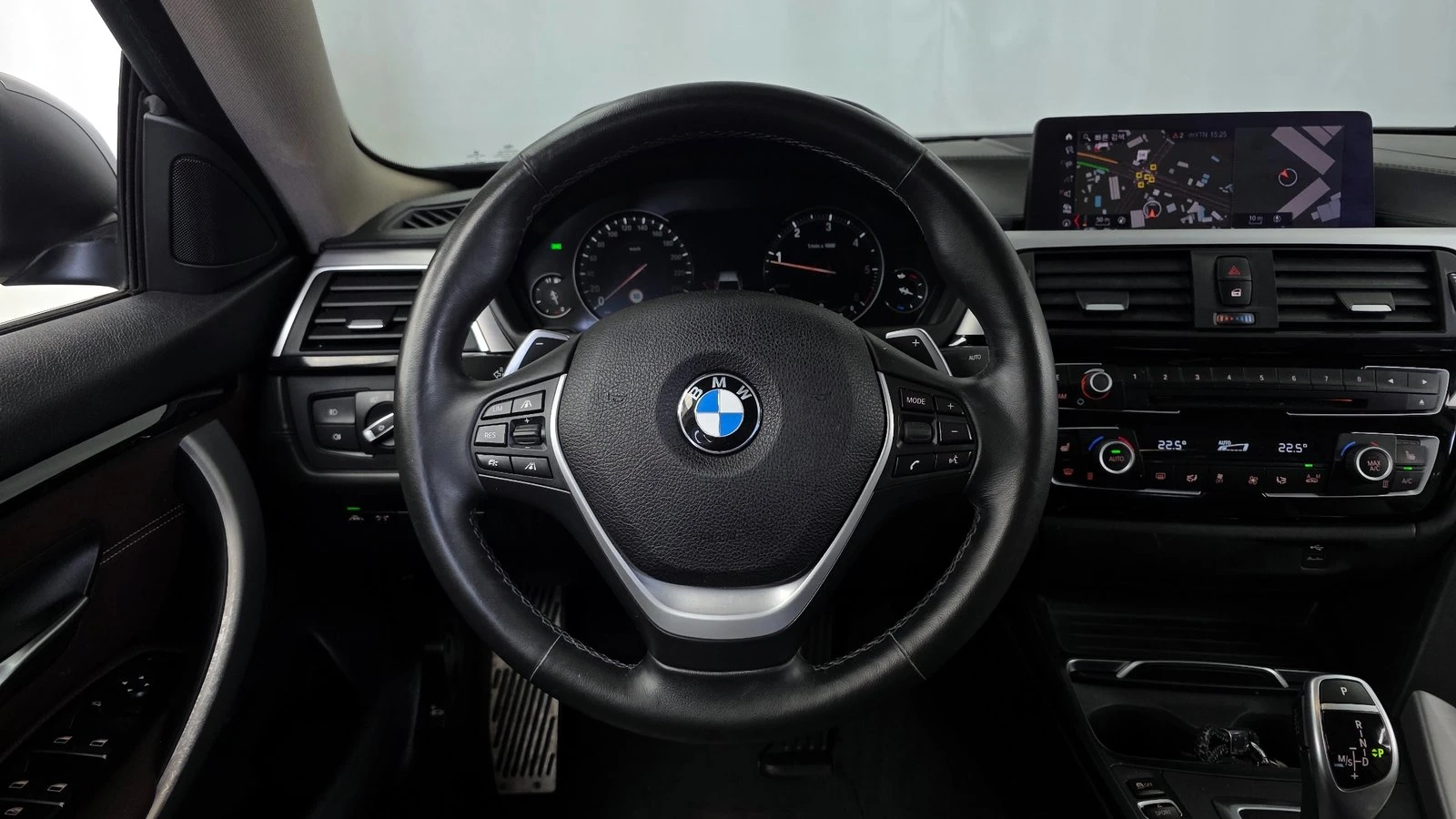 BMW 420 ЛЮК* HUD* 360* KEYLESS* ПОДГРЕВ ВОЛАН* КРАЙНА ЦЕНА, снимка 12 - Автомобили и джипове - 55336545