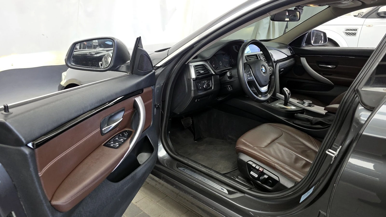 BMW 420 ЛЮК* HUD* 360* KEYLESS* ПОДГРЕВ ВОЛАН* КРАЙНА ЦЕНА, снимка 10 - Автомобили и джипове - 55336545