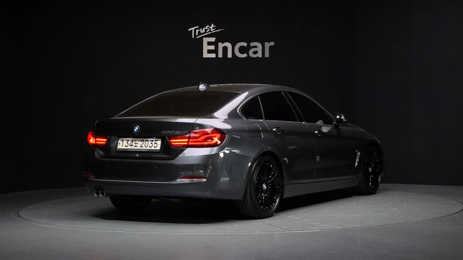 BMW 420 ЛЮК* HUD* 360* KEYLESS* ПОДГРЕВ ВОЛАН* КРАЙНА ЦЕНА, снимка 2 - Автомобили и джипове - 55336545