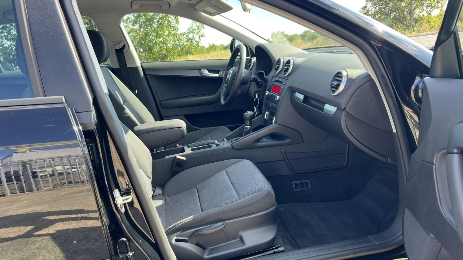 Audi A3 1.6, снимка 7 - Автомобили и джипове - 56164070