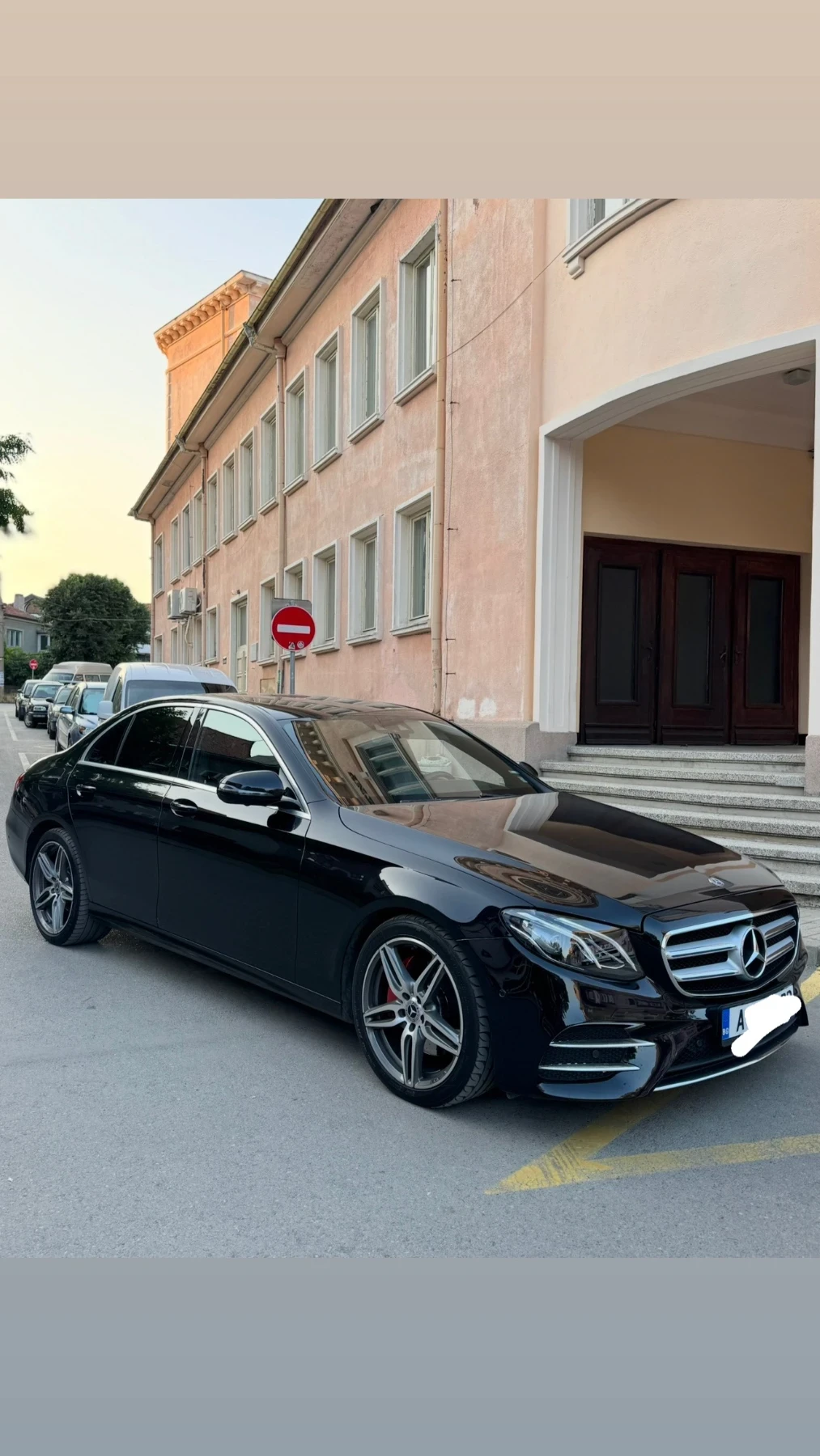 Mercedes-Benz E 220, снимка 2 - Автомобили и джипове - 56593246