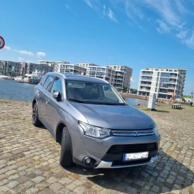 Mitsubishi Outlander Plug in Hybrid 2, 0 4WD, снимка 1