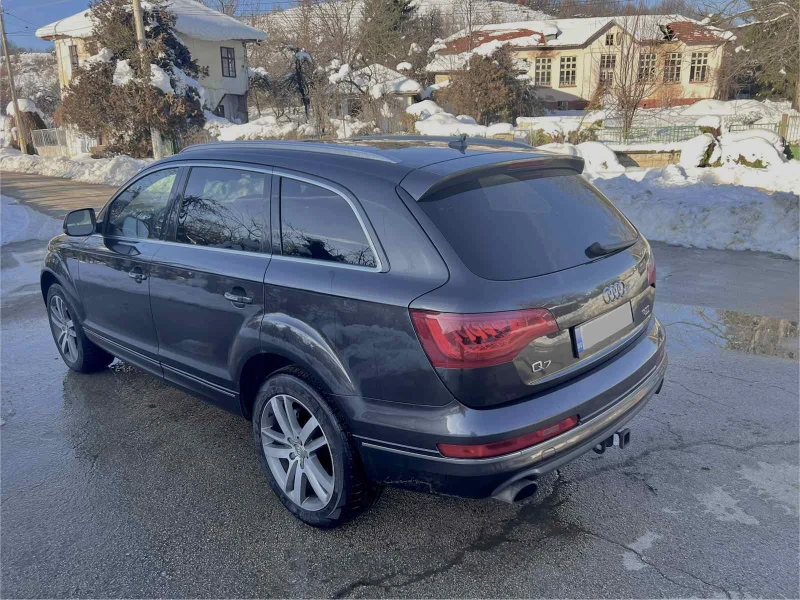 Audi Q7 Premium Plus, снимка 4 - Автомобили и джипове - 48741762