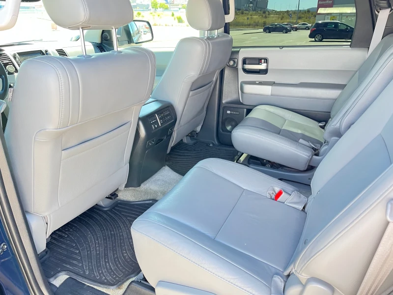 Toyota Sequoia LIMITED, снимка 11 - Автомобили и джипове - 52593659
