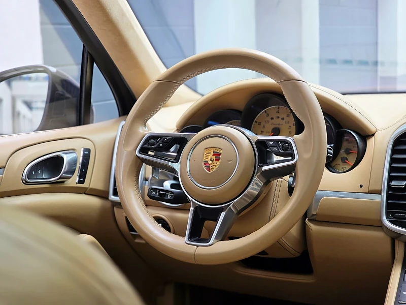 Porsche Cayenne Porsche Cayenne TURBO MAXTON* FACE* BURM* 3xTV* Di, снимка 16 - Автомобили и джипове - 51879205