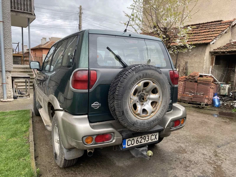 Nissan Terrano, снимка 4 - Автомобили и джипове - 53264546