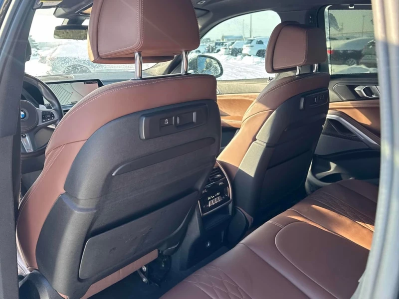 BMW X6 * xDrive40i * CARFAX * ДИСТРОНИК * 360 * МАСАЖИ, снимка 13 - Автомобили и джипове - 53308500