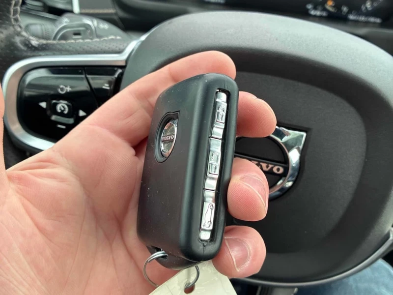 Volvo Xc90 * R Design * CARFAX * ЦЕНА ДО БГ, снимка 16 - Автомобили и джипове - 53444789