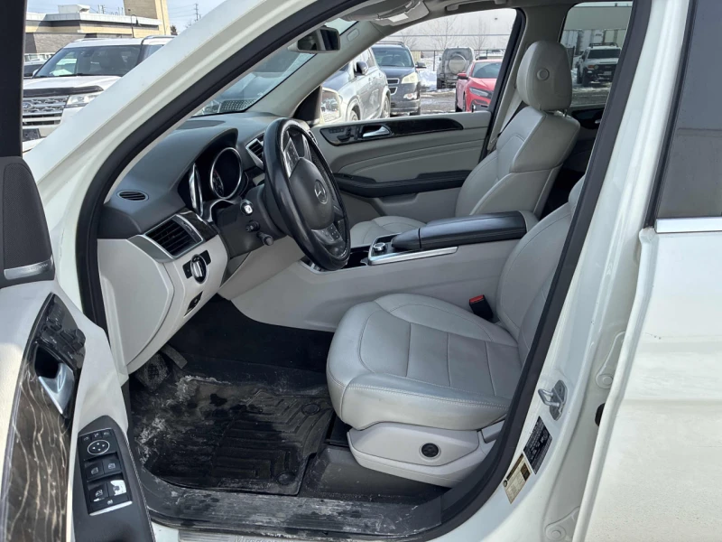 Mercedes-Benz ML 350 4MATIC * ПАНОРАМА* ПОДГРЕВИ* КАМЕРА* , снимка 7 - Автомобили и джипове - 53571821