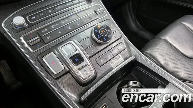 Hyundai Santa fe 2.2 4WD PRESTIGE, снимка 8 - Автомобили и джипове - 54924422