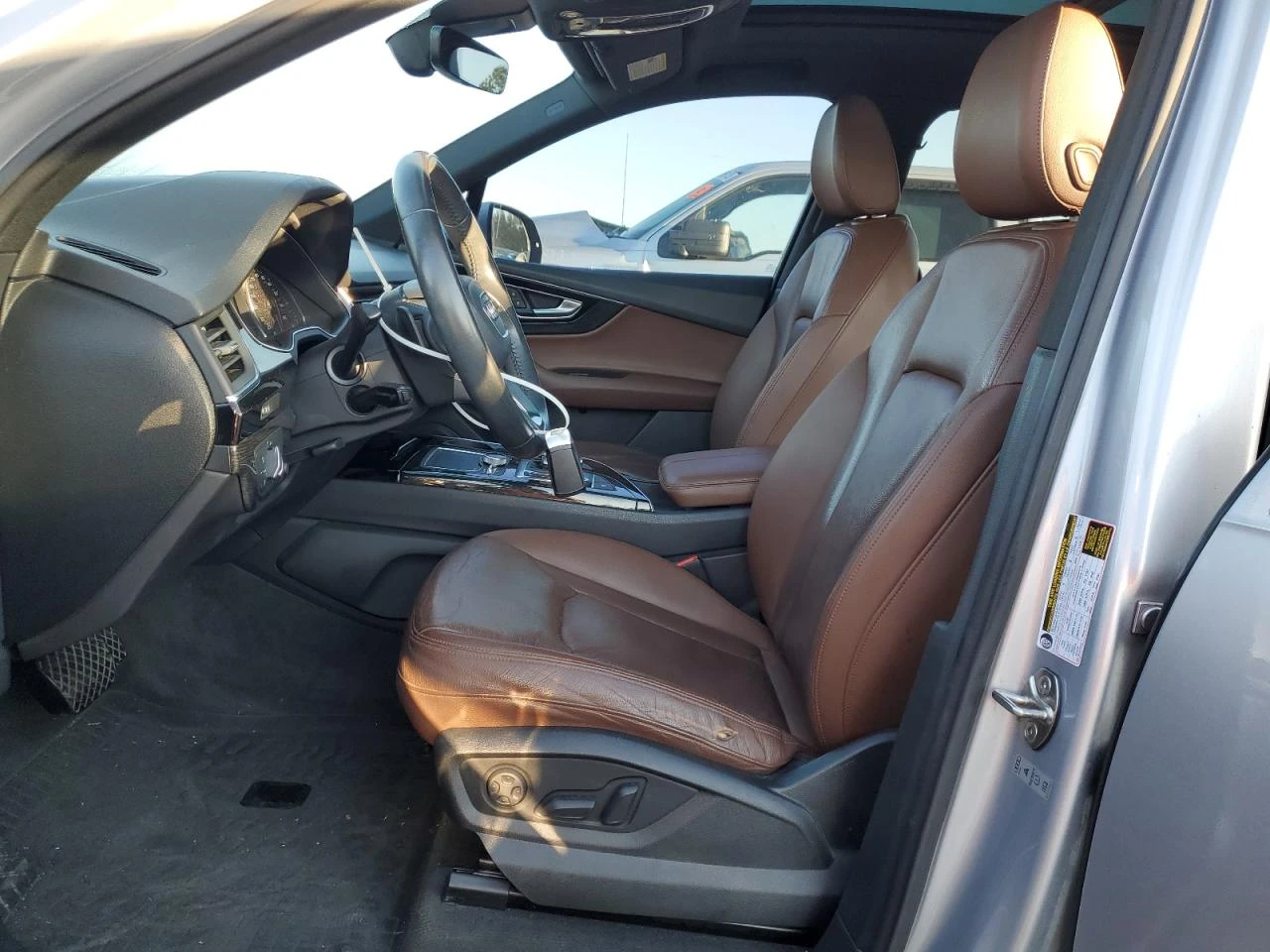 Audi Q7  * * CARFAX *    | Mobile.bg   7