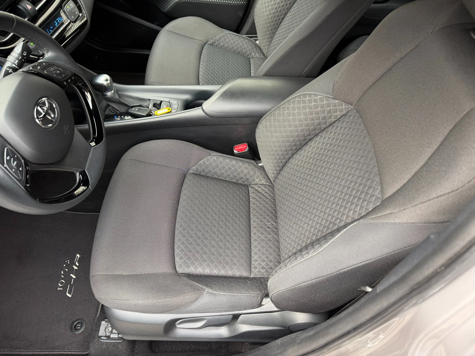 Toyota C-HR 1.8I* СЕРВИЗНА КНИЖКА* ПЪЛНА  ИСТОРИЯ В ТОЙОТА - изображение 9