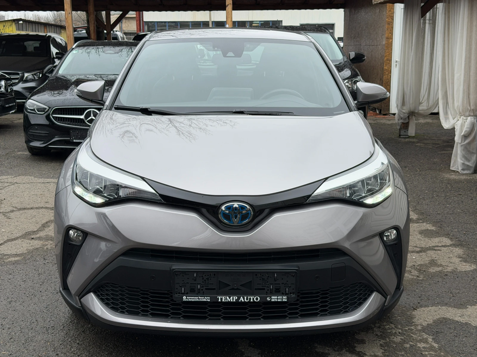 Toyota C-HR 1.8I* СЕРВИЗНА КНИЖКА* ПЪЛНА  ИСТОРИЯ В ТОЙОТА - изображение 2