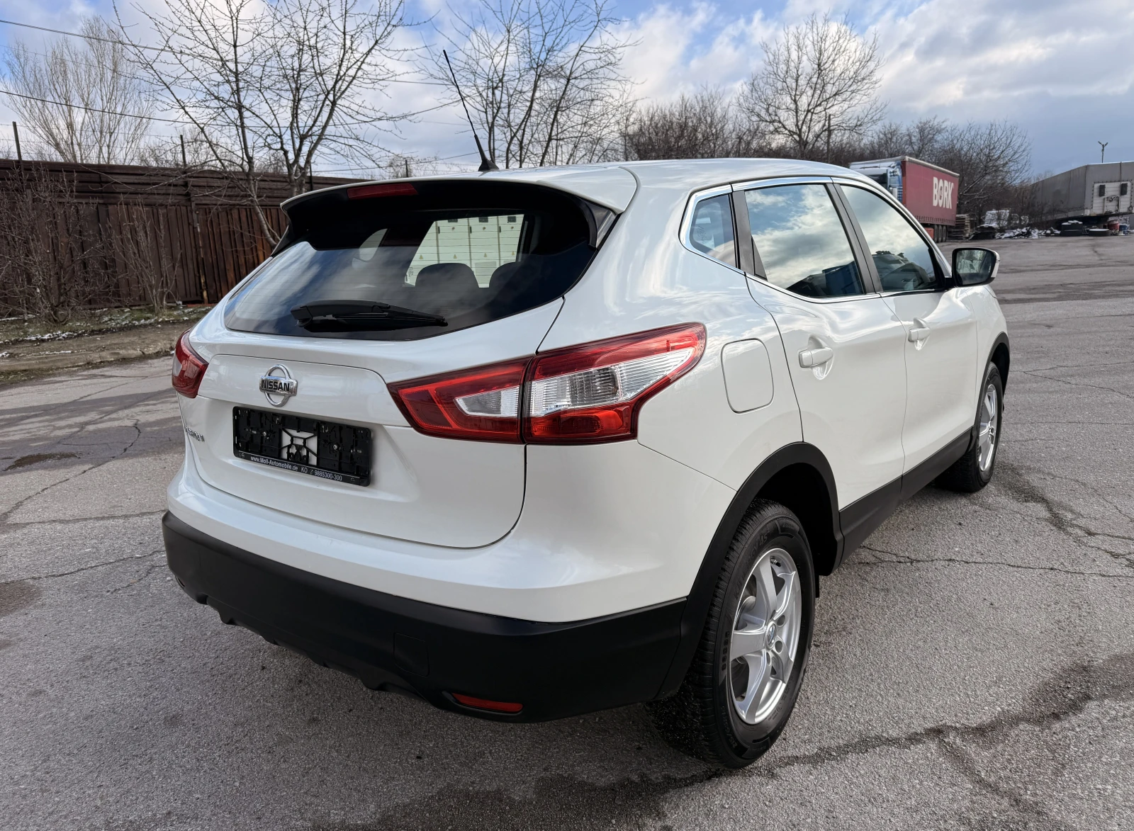 Nissan Qashqai 1.2i EURO6;GERMANY;TUV - изображение 5
