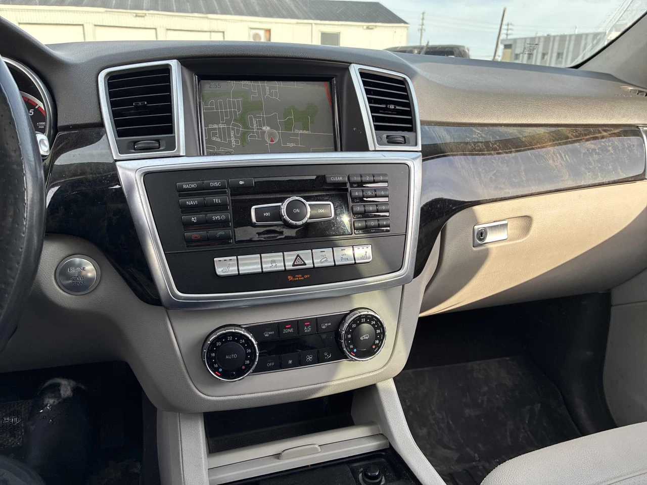 Mercedes-Benz ML 350 4MATIC * ПАНОРАМА* ПОДГРЕВИ* КАМЕРА*  - изображение 9