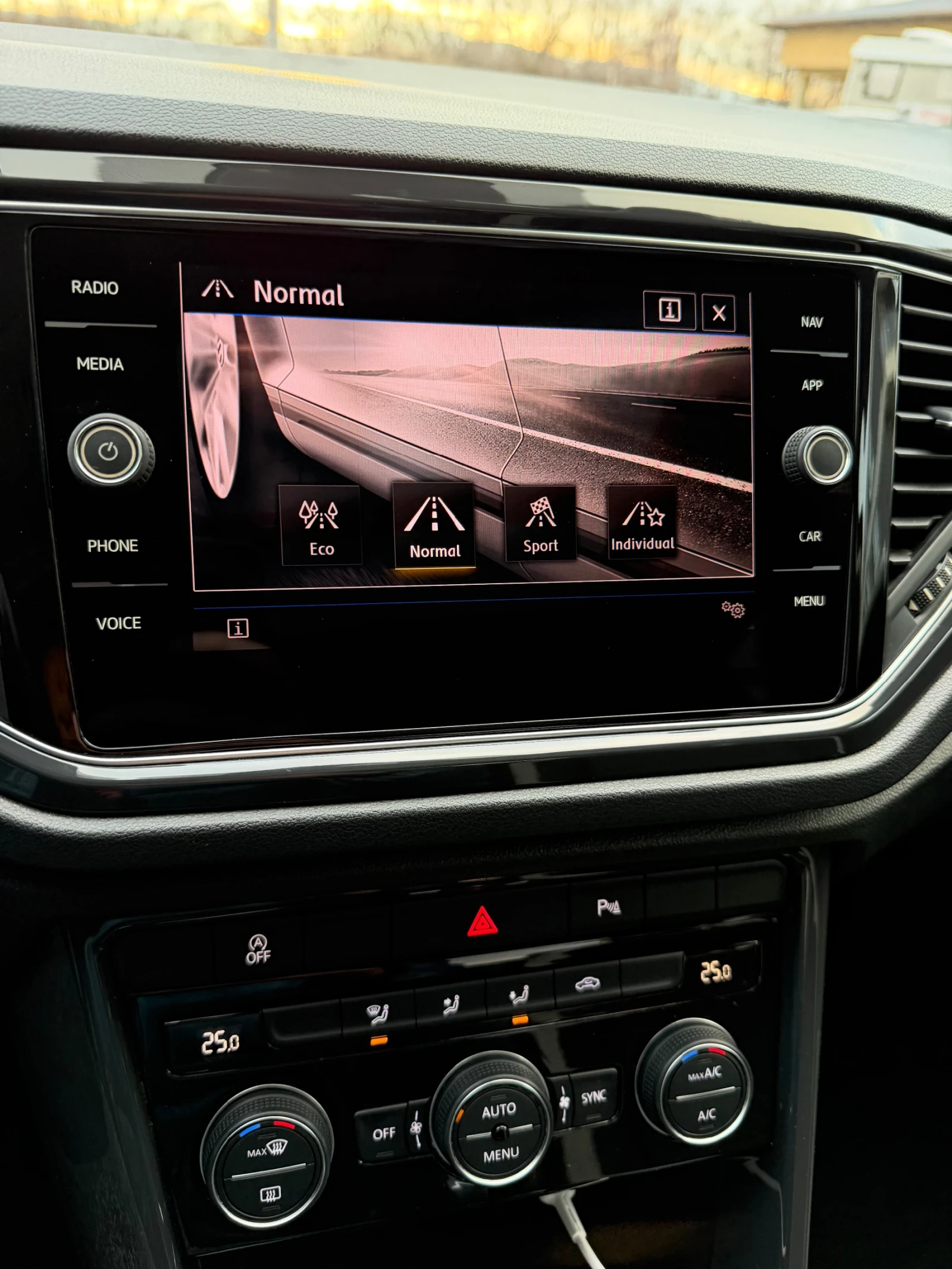 VW T-Roc 2.0TDI 4Motion DSG7 Euro 6B | Mobile.bg � ����������� 16