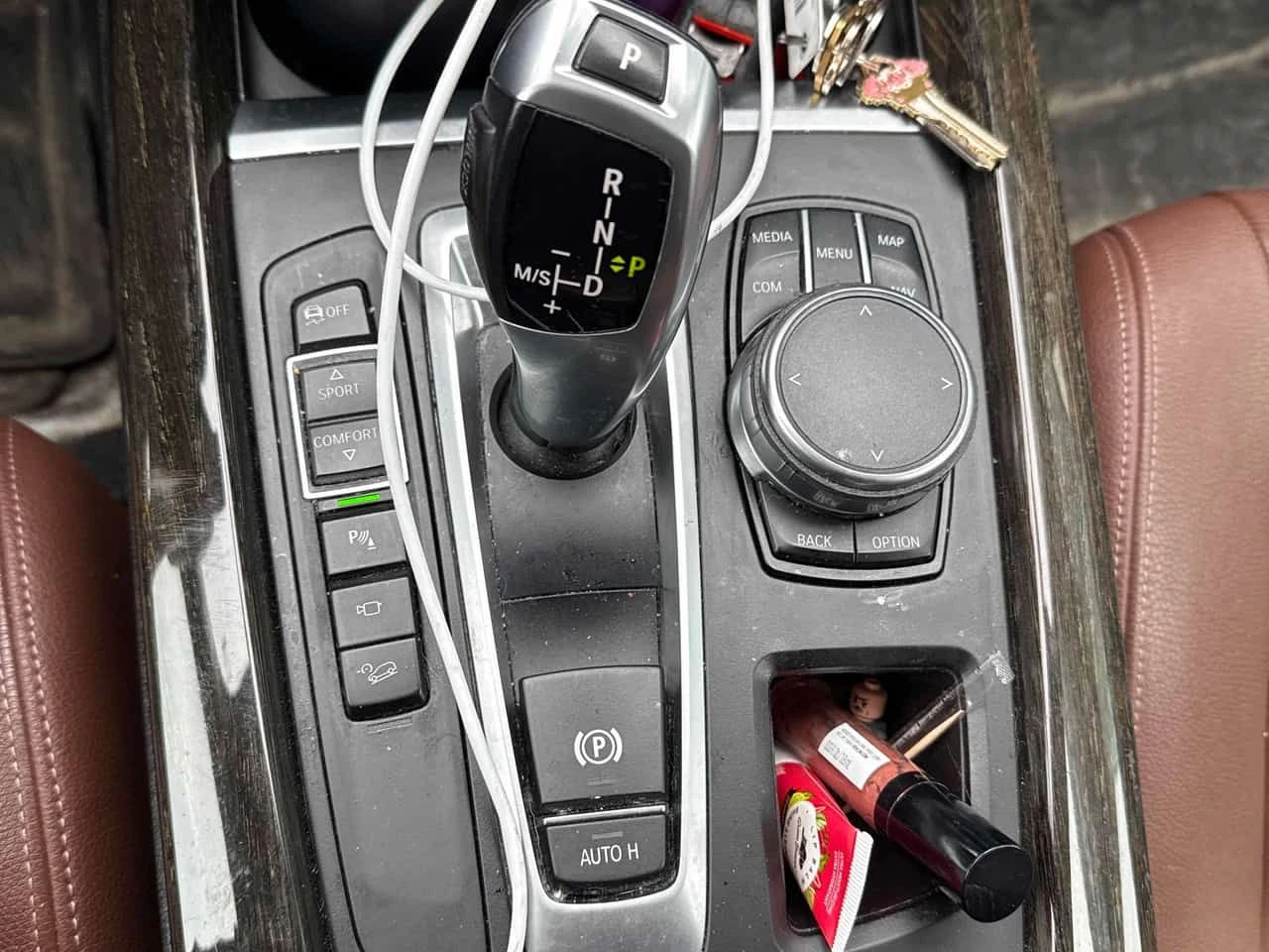 BMW X5 * xDrive35d * 360 * ДИГИТАЛНО * ПОДГРЕВИ * H/K, снимка 10 - Автомобили и джипове - 54092612