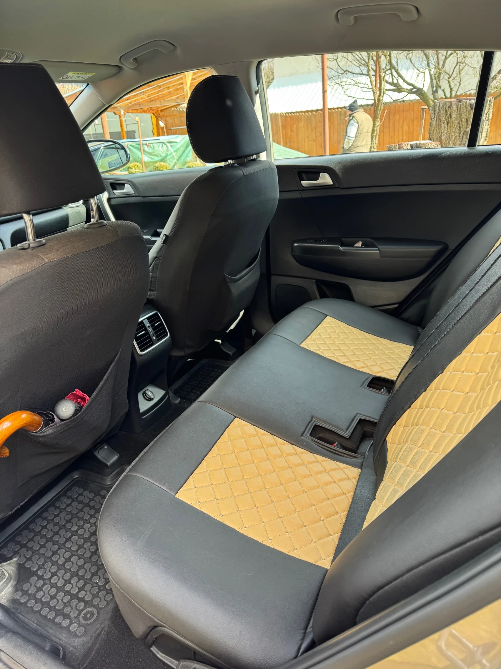 Kia Sportage 1.6 TGDI 4x4 Executive , снимка 14 - Автомобили и джипове - 54209064