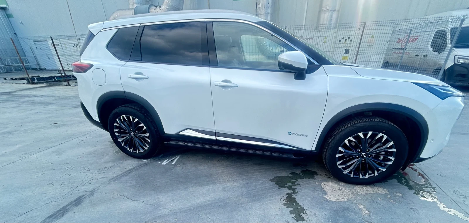 Nissan X-trail Е-Power E-4orce Tekna Plus 4x4, снимка 8 - Автомобили и джипове - 54546140