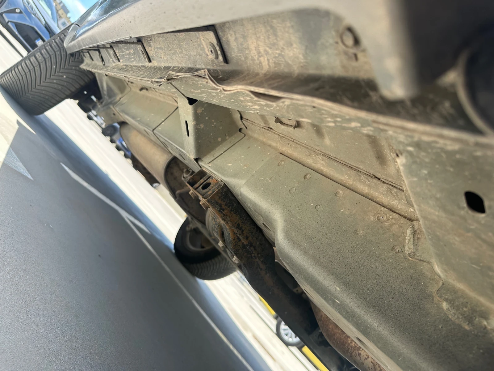 Jeep Grand cherokee 3.0 CDR Overland, снимка 14 - Автомобили и джипове - 54723328