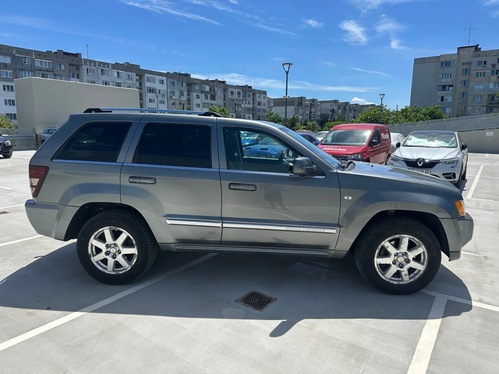 Jeep Grand cherokee 3.0 CDR Overland, снимка 6 - Автомобили и джипове - 54723328