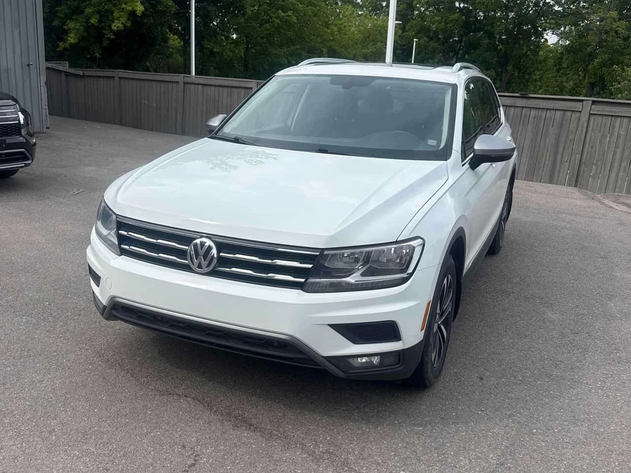 VW Tiguan * 4MOTION * АВТОКРЕДИТ БЕЗ ПЪРВОНАЧАЛНА ВНОСКА* 