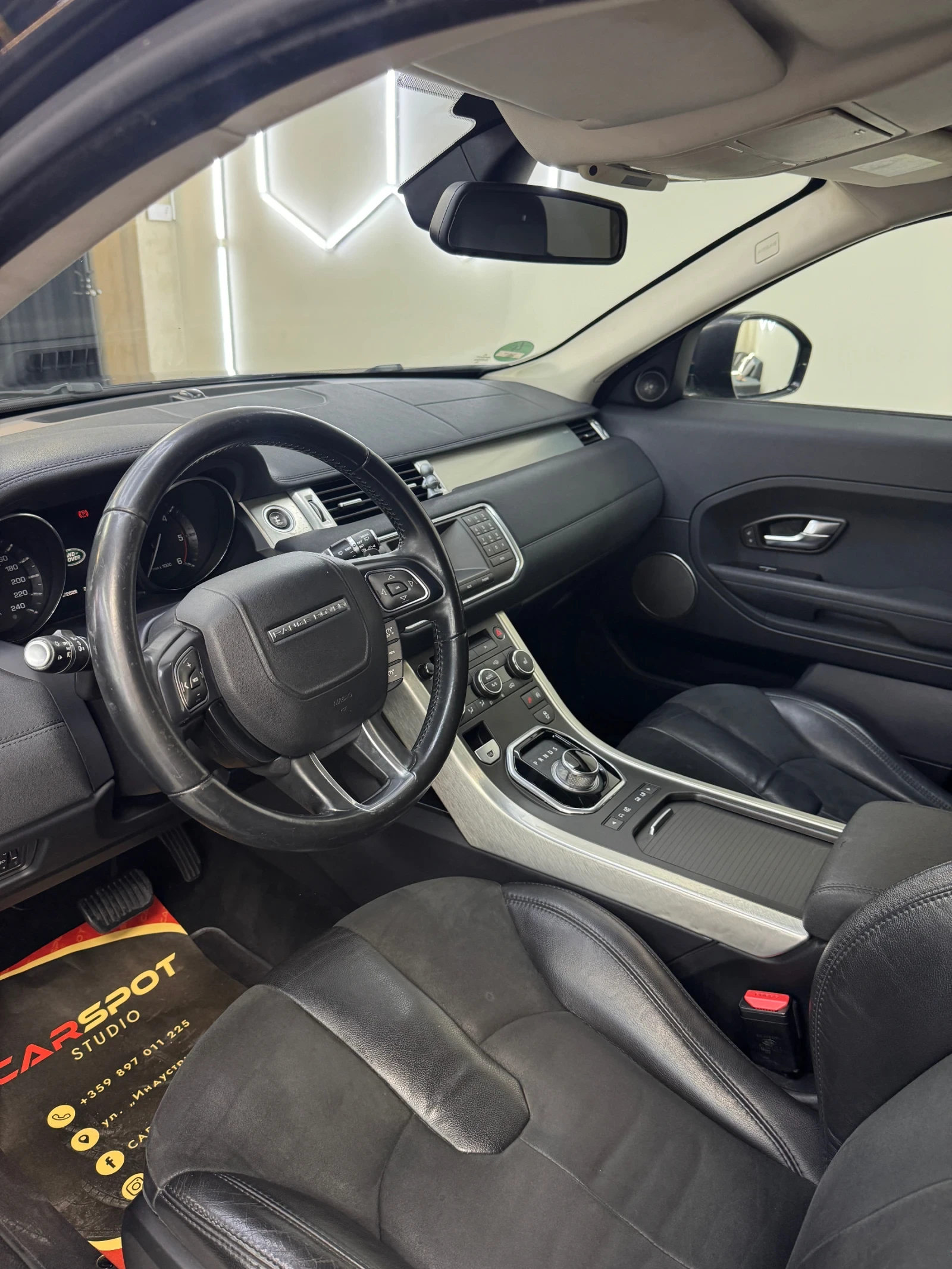 Land Rover Range Rover Evoque 2.0 150кс TD4, снимка 8 - Автомобили и джипове - 55888727