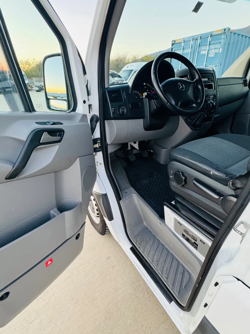 Mercedes-Benz Sprinter 316 МАГАЗИНСКИ!!MAXI!Немски!ТОП!КЛИМАТР!9м.ТОП!, снимка 15 - Бусове и автобуси - 52419823