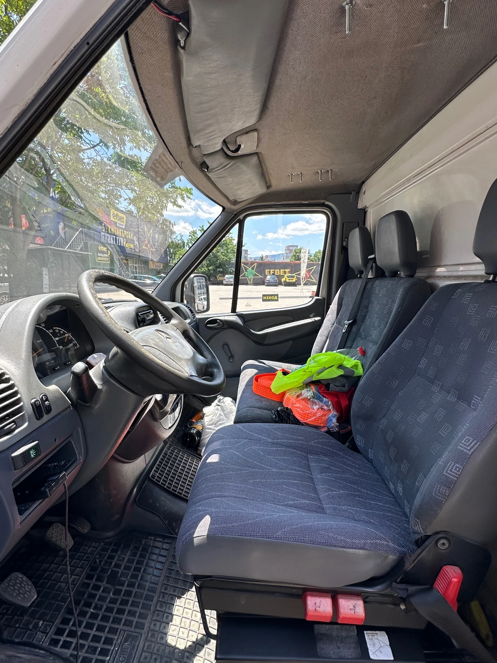 Mercedes-Benz Sprinter 413 Пътна помощ 2.2 - изображение 3