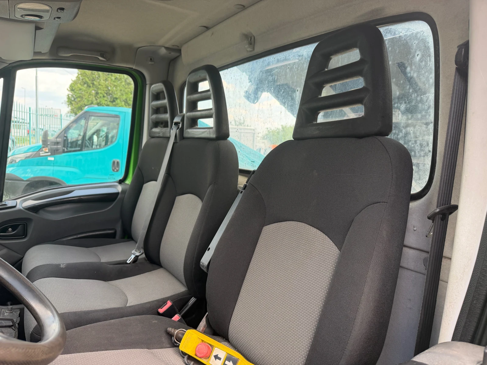 Iveco Daily 35C15* 3.0HPI* Тристранен самосвал* 3.10 метра кош, снимка 6 - Бусове и автобуси - 55332418