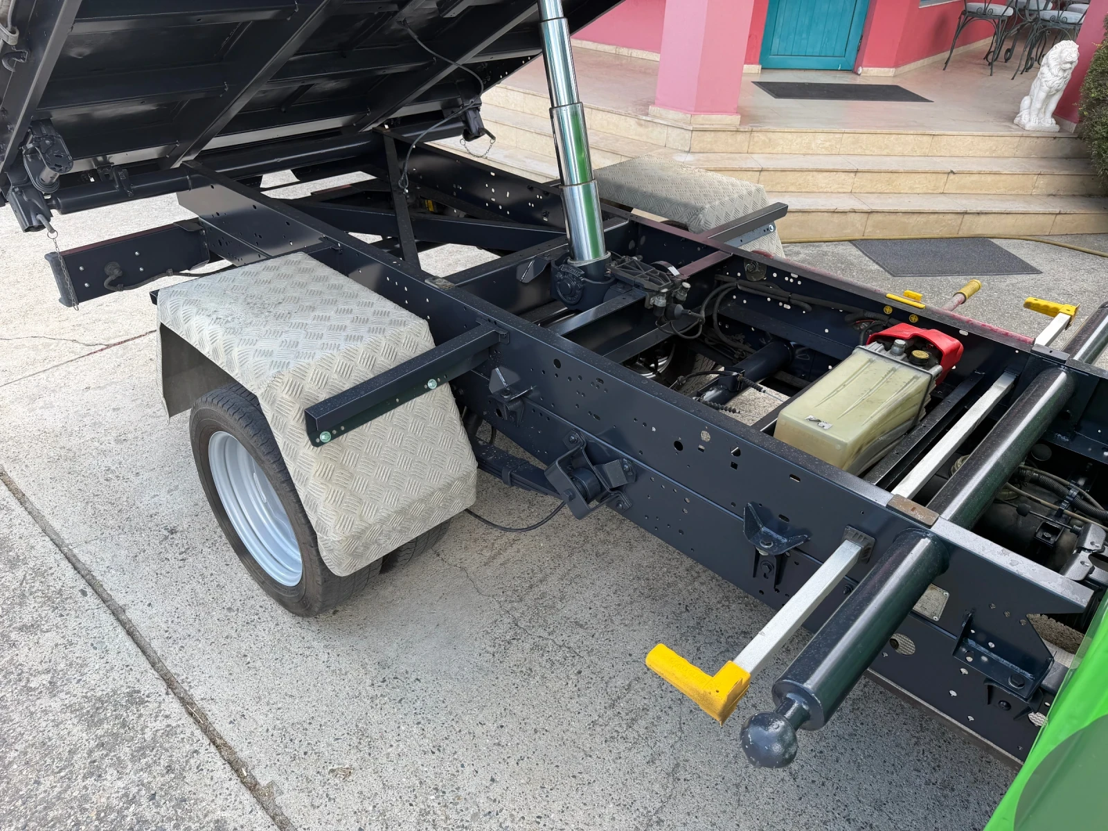 Iveco Daily 35C15* 3.0HPI* Тристранен самосвал* 3.10 метра кош, снимка 16 - Бусове и автобуси - 55332418