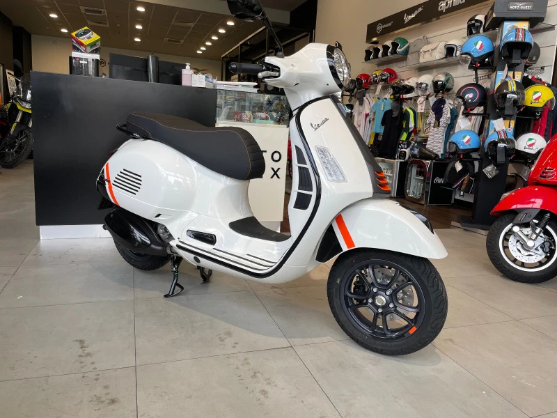 Vespa GTS 300 SUPERSPORT, снимка 7 - Мотоциклети и мототехника - 47876812