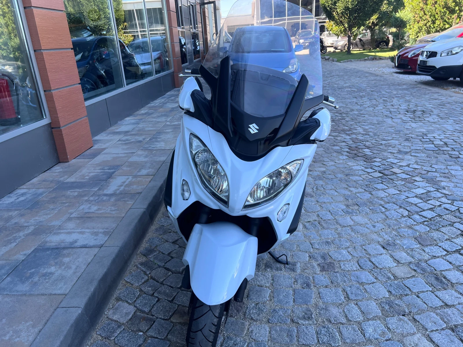 Suzuki Burgman 650 ABS - изображение 7