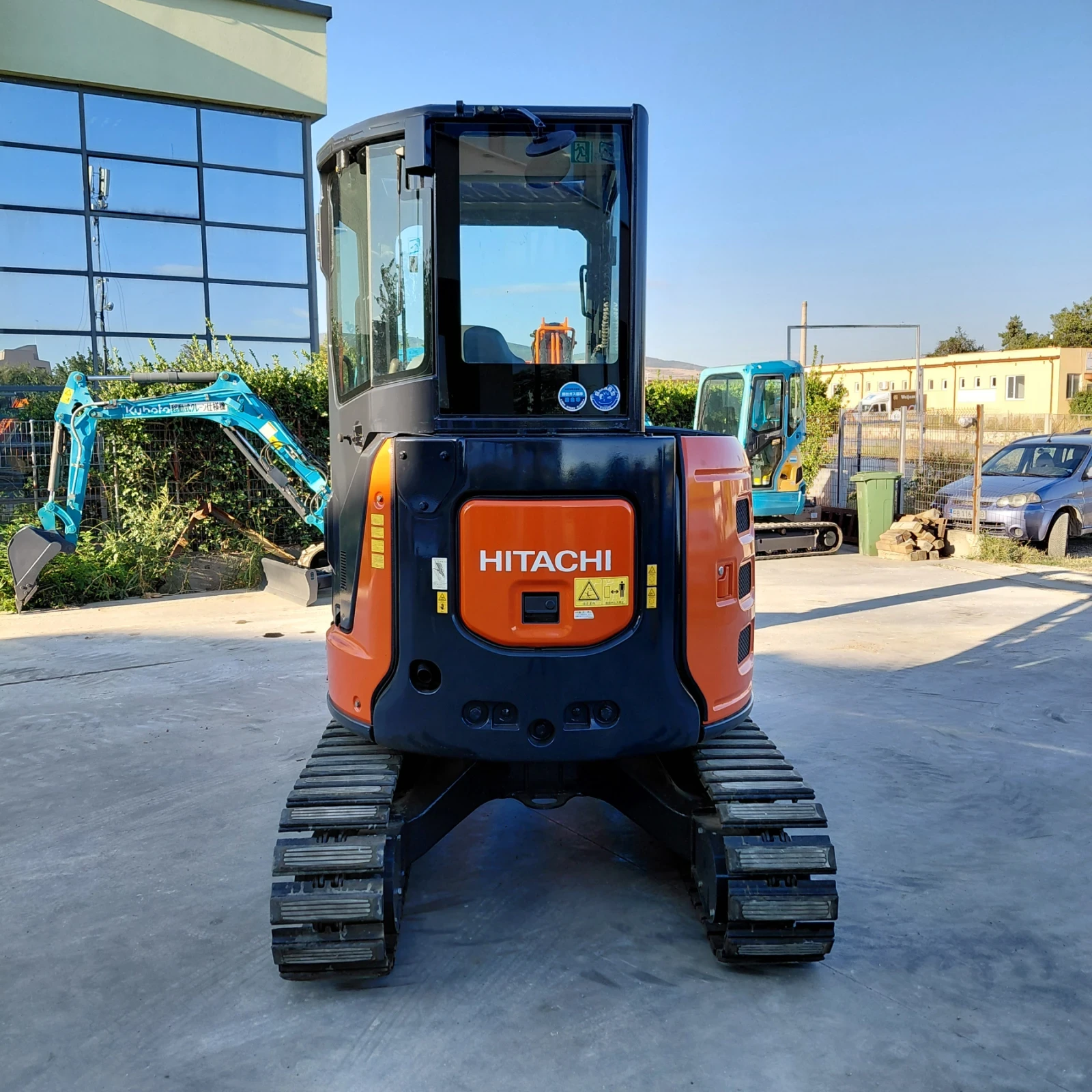����� Hitachi ZX30U-5A * �������� *  | Mobile.bg � ����������� 4